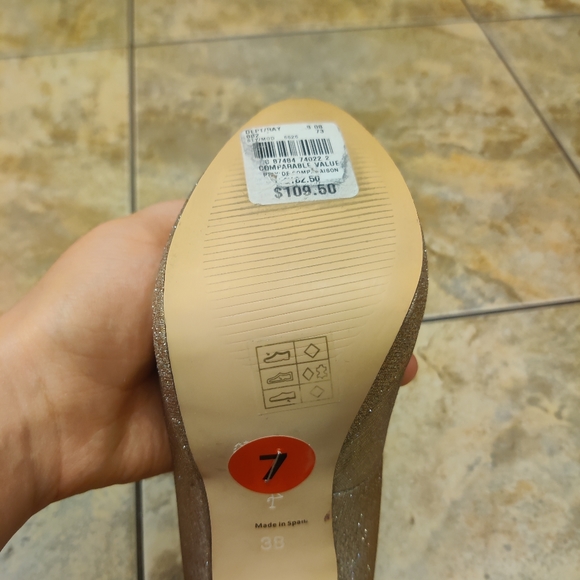 Sparkly Peep-Toe Pumps - Picture 3 of 7